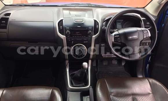 Acheter Occasion Voiture Isuzu Rodeo Bleu à Lusaka, Zambie Acheter Occasion Voiture Isuzu Rodeo Bleu à Lusaka, Zambie