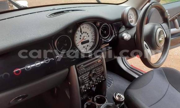 Tenga Tsaru MINI Cooper Tsvuku Mota in Lusaka in Zambia Tenga Tsaru MINI Cooper Tsvuku Mota in Lusaka in Zambia