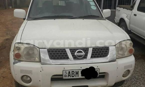 Acheter Occasion Voiture Nissan Hardbody Blanc à Lusaka, Zambie