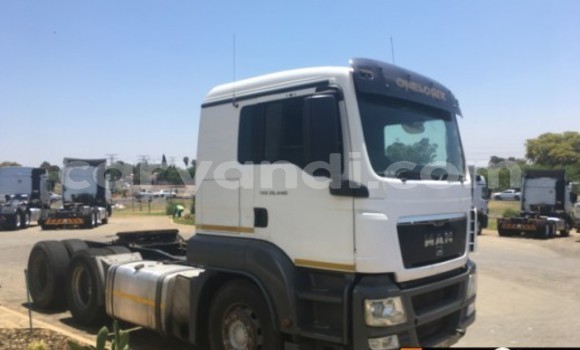 Acheter Occasion Utilitaire Man TGX Blanc à Lusaka, Zambie Acheter Occasion Utilitaire Man TGX Blanc à Lusaka, Zambie