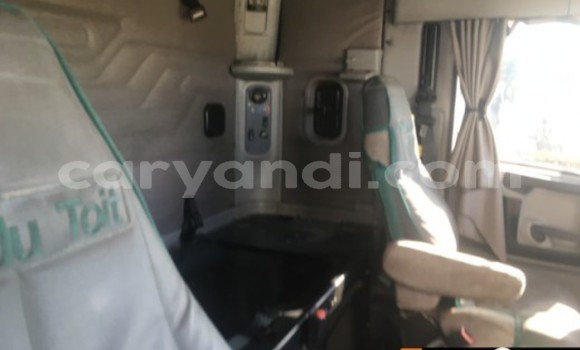 Acheter Occasion Utilitaire Mercedes–Benz 1520 Vert à Lusaka, Zambie Acheter Occasion Utilitaire Mercedes–Benz 1520 Vert à Lusaka, Zambie