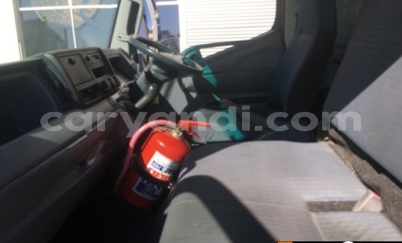 Acheter Occasion Utilitaire Mitsubishi Fuso Blanc à Lusaka, Zambie Acheter Occasion Utilitaire Mitsubishi Fuso Blanc à Lusaka, Zambie