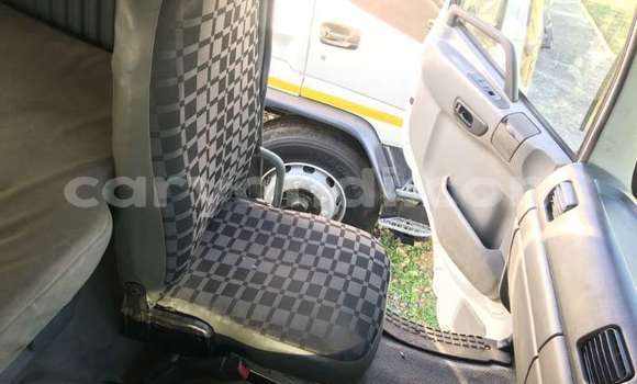 Buy Used Nissan UD White Truck in Livingstone in Zambia Buy Used Nissan UD White Truck in Livingstone in Zambia