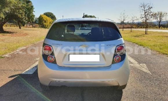 Acheter Occasion Voiture Chevrolet Sonic Blanc à Chinsali, Nord Acheter Occasion Voiture Chevrolet Sonic Blanc à Chinsali, Nord