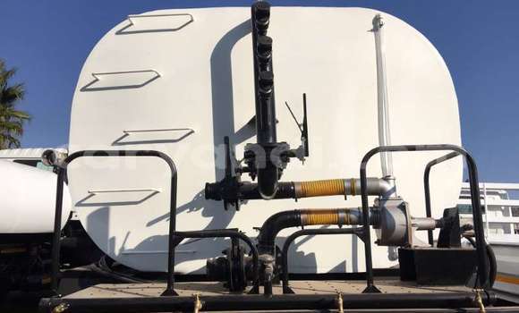 Buy Used Nissan UD White Truck in Livingstone in Zambia Buy Used Nissan UD White Truck in Livingstone in Zambia