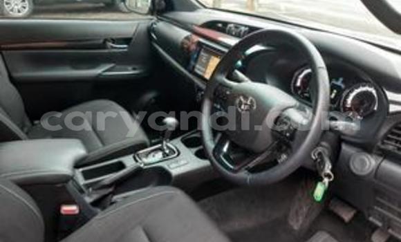 Acheter Occasion Voiture Isuzu KB Gris à Zambèze, Nord-Ouest Acheter Occasion Voiture Isuzu KB Gris à Zambèze, Nord-Ouest