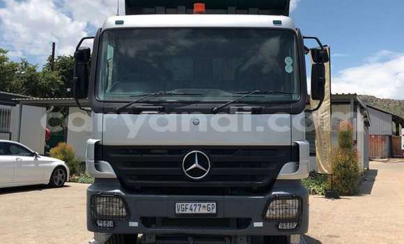 Buy Used Mercedes–Benz 1120 Green Truck in Lusaka in Zambia Buy Used Mercedes–Benz 1120 Green Truck in Lusaka in Zambia