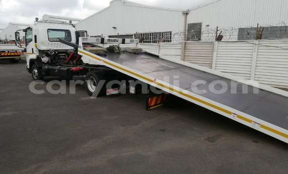 Buy Used Isuzu FTR 850 White Truck in Lusaka in Zambia Buy Used Isuzu FTR 850 White Truck in Lusaka in Zambia