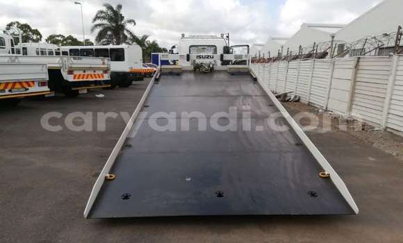 Buy Used Isuzu FTR 850 White Truck in Lusaka in Zambia Buy Used Isuzu FTR 850 White Truck in Lusaka in Zambia