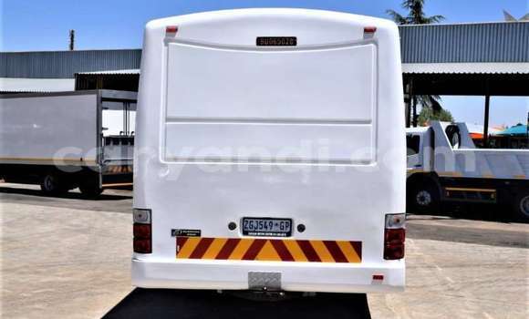 Buy Used Hino 300 Series White Truck in Lusaka in Zambia Buy Used Hino 300 Series White Truck in Lusaka in Zambia
