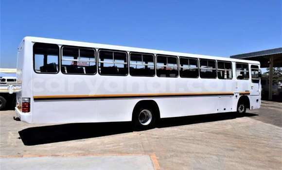 Buy Used Hino 300 Series White Truck in Lusaka in Zambia Buy Used Hino 300 Series White Truck in Lusaka in Zambia