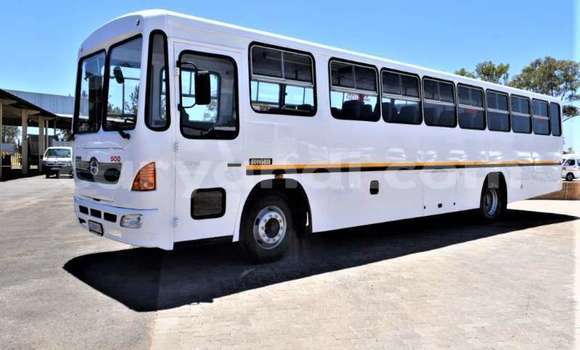 Buy Used Hino 300 Series White Truck in Lusaka in Zambia Buy Used Hino 300 Series White Truck in Lusaka in Zambia