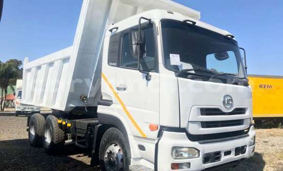 Buy Used Nissan UD White Truck in Lusaka in Zambia