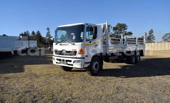 Buy Used Hino 300 Series White Truck in Lusaka in Zambia Buy Used Hino 300 Series White Truck in Lusaka in Zambia