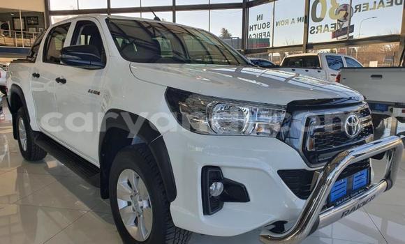 Buy Used Toyota Hilux White Car in Lusaka in Zambia Buy Used Toyota Hilux White Car in Lusaka in Zambia