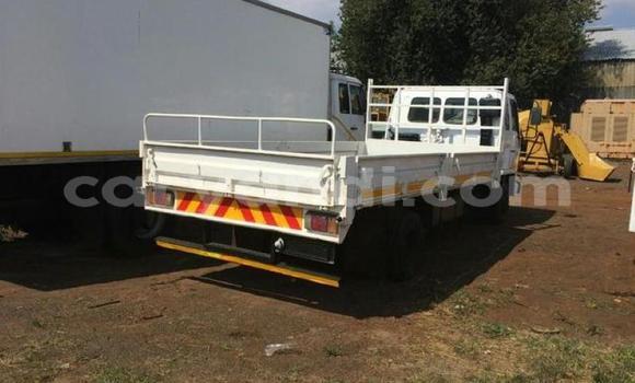 Acheter Occasion Utilitaire Isuzu FTR 850 Blanc à Choma, Du sud Acheter Occasion Utilitaire Isuzu FTR 850 Blanc à Choma, Du sud