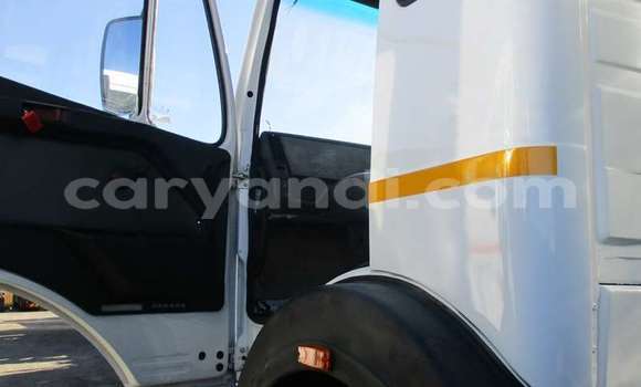 Buy Used Mercedes–Benz Tipper White Truck in Lusaka in Zambia Buy Used Mercedes–Benz Tipper White Truck in Lusaka in Zambia