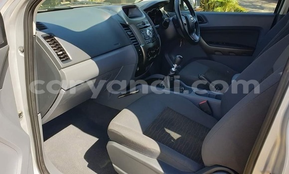 Acheter Occasion Voiture Ford Ranger Gris à Livingstone, Zambie Acheter Occasion Voiture Ford Ranger Gris à Livingstone, Zambie