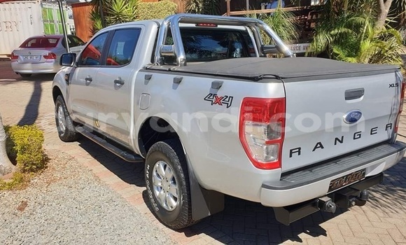 Acheter Occasion Voiture Ford Ranger Gris à Livingstone, Zambie Acheter Occasion Voiture Ford Ranger Gris à Livingstone, Zambie