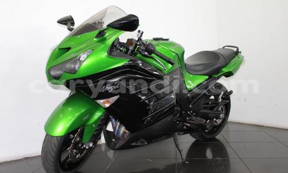 Acheter Occasion Moto Kawasaki ZZR Vert à Livingstone, Zambie Acheter Occasion Moto Kawasaki ZZR Vert à Livingstone, Zambie