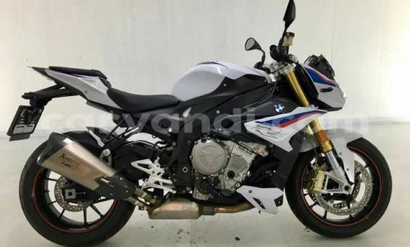 Buy Used BMW S 1000 Black Bike in Lusaka in Zambia