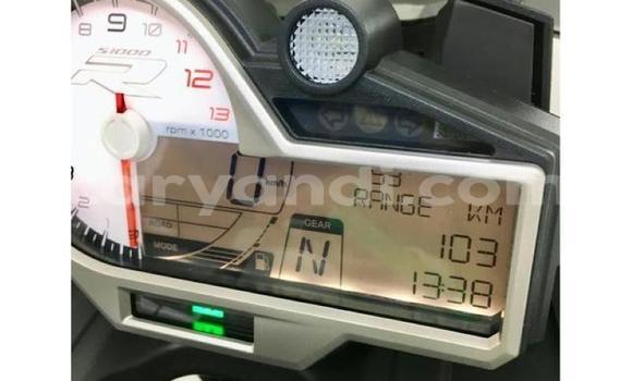 Acheter Occasion Moto BMW S 1000 Noir à Lusaka, Zambie Acheter Occasion Moto BMW S 1000 Noir à Lusaka, Zambie