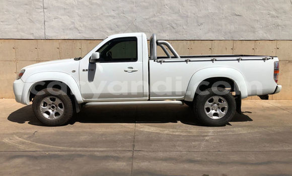 Buy Used Mazda BT-50 White Car in Lusaka in Zambia Buy Used Mazda BT-50 White Car in Lusaka in Zambia