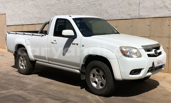 Buy Used Mazda BT-50 White Car in Lusaka in Zambia Buy Used Mazda BT-50 White Car in Lusaka in Zambia