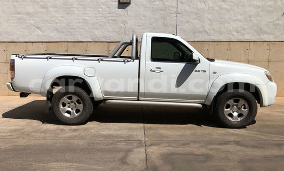 Buy Used Mazda BT-50 White Car in Lusaka in Zambia Buy Used Mazda BT-50 White Car in Lusaka in Zambia