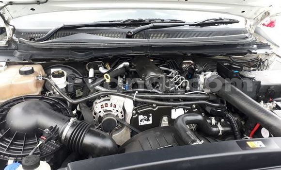 Buy Used Mazda BT-50 White Car in Lusaka in Zambia Buy Used Mazda BT-50 White Car in Lusaka in Zambia