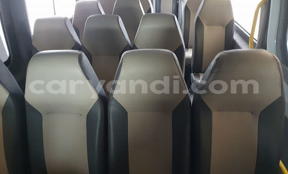 Buy Used Mercedes‒Benz 190 SL White Car in Lusaka in Zambia Buy Used Mercedes‒Benz 190 SL White Car in Lusaka in Zambia