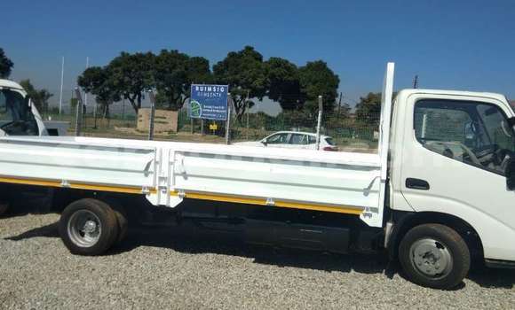Buy Used Toyota Dyna Other Truck in Chingola in Zambia Buy Used Toyota Dyna Other Truck in Chingola in Zambia