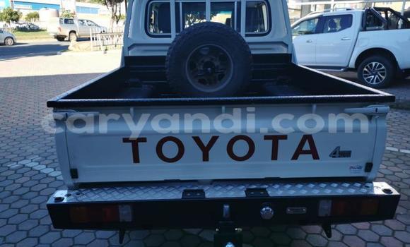 Acheter Occasion Voiture Toyota Land Cruiser Autre à Chingola, Zambie Acheter Occasion Voiture Toyota Land Cruiser Autre à Chingola, Zambie