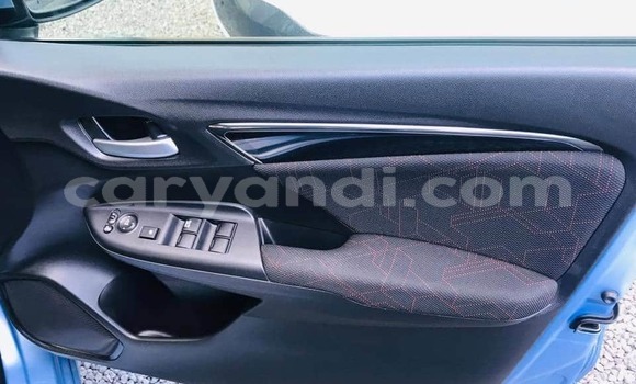 Acheter Occasion Voiture Honda FIT Bleu à Livingstone, Zambie Acheter Occasion Voiture Honda FIT Bleu à Livingstone, Zambie