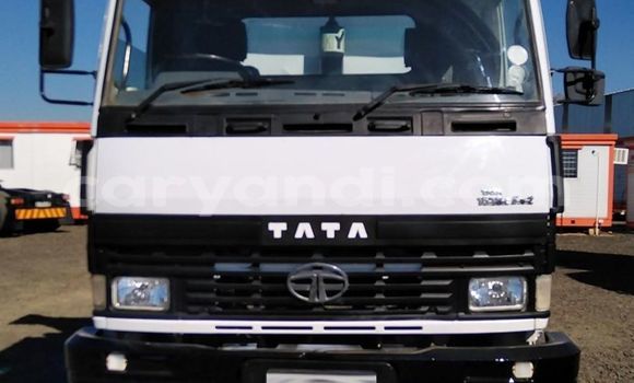 Buy Used Tata Indica White Car in Livingstone in Zambia