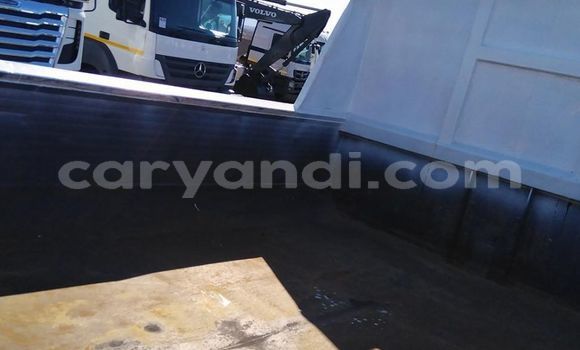 Acheter Occasion Voiture Tata Indica Blanc à Livingstone, Zambie Acheter Occasion Voiture Tata Indica Blanc à Livingstone, Zambie