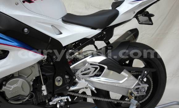 Acheter Neuf Moto BMW S 1000 Bleu à Import - Dubai, Zambie Acheter Neuf Moto BMW S 1000 Bleu à Import - Dubai, Zambie