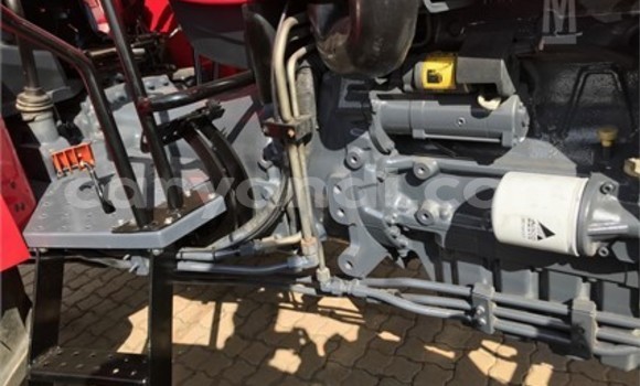 Acheter Occasion Utilitaire Caterpillar 120 Rouge à Chingola, Zambie Acheter Occasion Utilitaire Caterpillar 120 Rouge à Chingola, Zambie