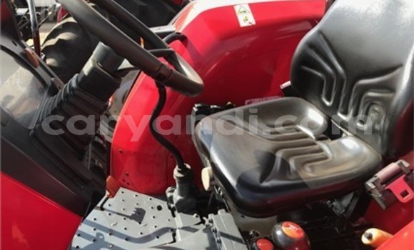 Acheter Occasion Utilitaire Caterpillar 120 Rouge à Chingola, Zambie Acheter Occasion Utilitaire Caterpillar 120 Rouge à Chingola, Zambie