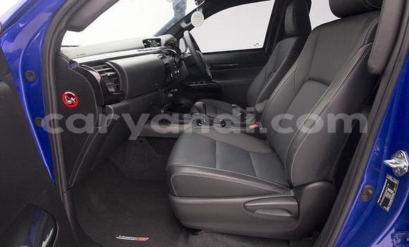 Acheter Occasion Voiture Toyota Hilux Bleu à Livingstone, Zambie Acheter Occasion Voiture Toyota Hilux Bleu à Livingstone, Zambie