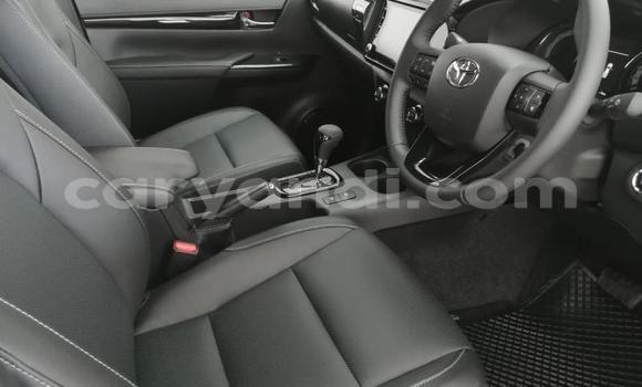 Acheter Occasion Voiture Toyota Hilux Gris à Lusaka, Zambie Acheter Occasion Voiture Toyota Hilux Gris à Lusaka, Zambie