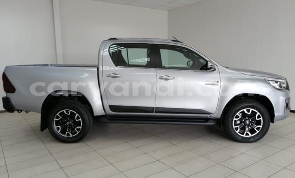 Acheter Occasion Voiture Toyota Hilux Gris à Lusaka, Zambie Acheter Occasion Voiture Toyota Hilux Gris à Lusaka, Zambie