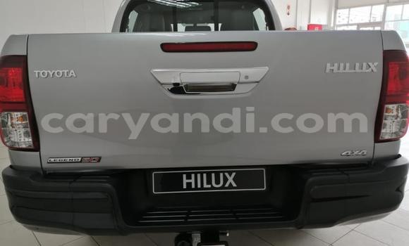Acheter Occasion Voiture Toyota Hilux Gris à Lusaka, Zambie Acheter Occasion Voiture Toyota Hilux Gris à Lusaka, Zambie