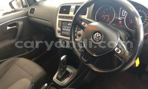 Nunua Ilio tumika Volkswagen Polo Fedha Gari ndani ya Lusaka nchini Zambia Nunua Ilio tumika Volkswagen Polo Fedha Gari ndani ya Lusaka nchini Zambia