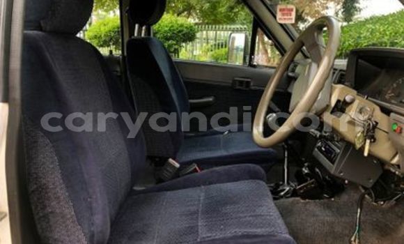 Buy Used Toyota Hilux White Car in Livingstone in Zambia Buy Used Toyota Hilux White Car in Livingstone in Zambia