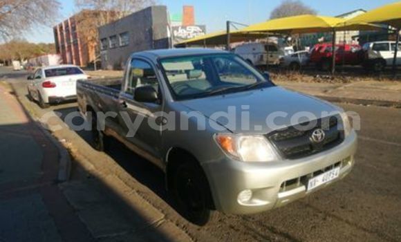 Acheter Occasion Voiture Toyota Hilux Gris à Livingstone, Zambie Acheter Occasion Voiture Toyota Hilux Gris à Livingstone, Zambie