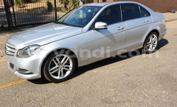 Acheter Occasion Voiture Mercedes‒Benz C–Class Gris à Lusaka, Zambie Acheter Occasion Voiture Mercedes‒Benz C–Class Gris à Lusaka, Zambie
