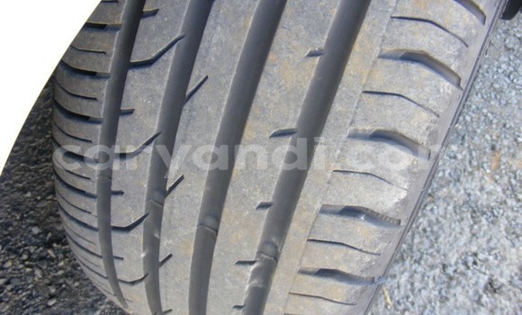 Acheter Occasion Voiture Volkswagen Polo Blanc à Livingstone, Zambie Acheter Occasion Voiture Volkswagen Polo Blanc à Livingstone, Zambie