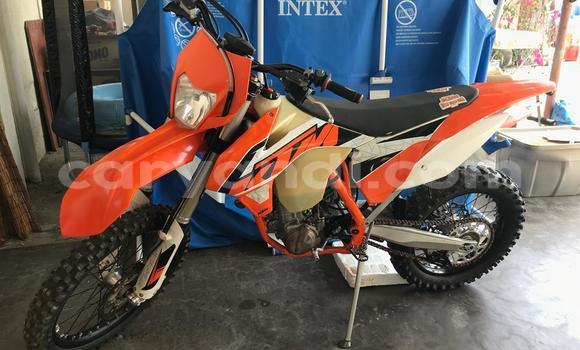 Acheter Occasion Moto KTM EXC Rouge à Lusaka, Zambie Acheter Occasion Moto KTM EXC Rouge à Lusaka, Zambie