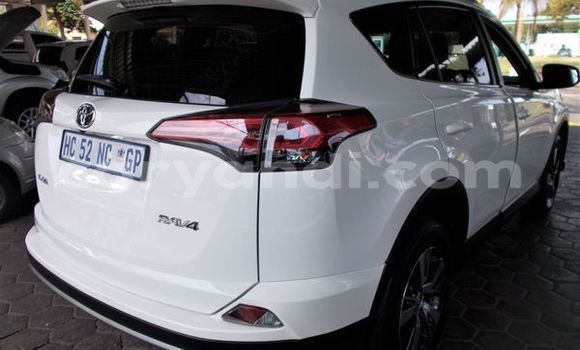 Buy Used Toyota RAV4 White Car in Ndola in Zambia Buy Used Toyota RAV4 White Car in Ndola in Zambia